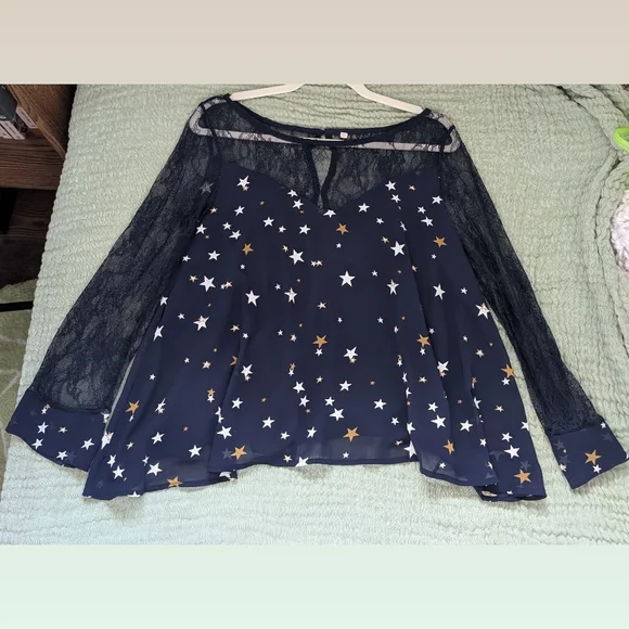 Starry Night Blouse in Midnight Blue with Lace Sleeves and Back - Picture 4 of 12